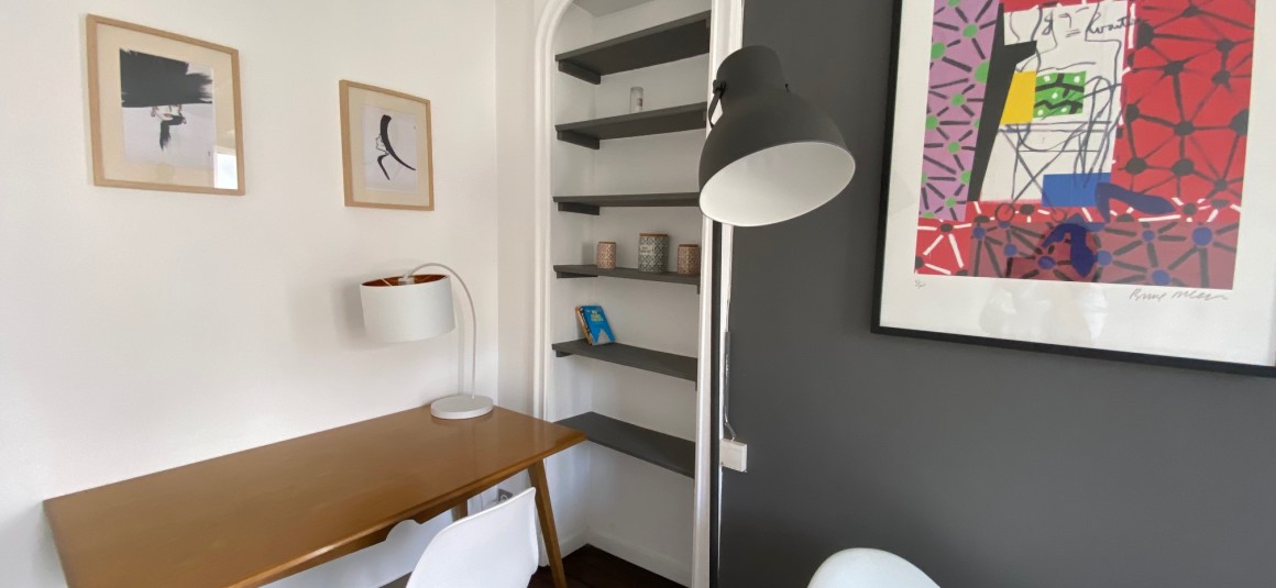 MEUBLÉ – 1 chambre – 34 m2 – Paris 17ème – Rue Guersant – 4e étage sans ascenseur – Loyer charges comprises : 1.500 euros