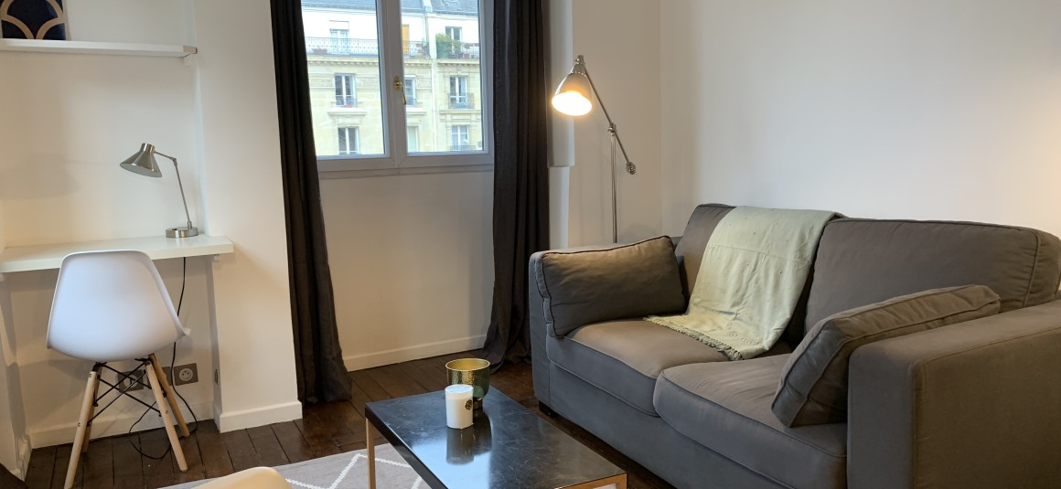 MEUBLÉ – 1 chambre – 34 m2 – Paris 17ème – Rue Guersant – 4e étage sans ascenseur – Loyer charges comprises : 1.500 euros
