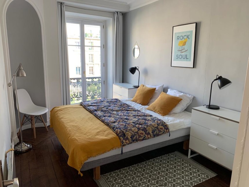 MEUBLÉ – 1 chambre – 34 m2 – Paris 17ème – Rue Guersant – 4e étage sans ascenseur – Loyer charges comprises : 1.500 euros