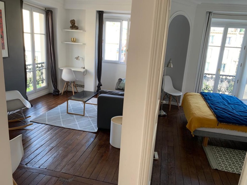 MEUBLÉ – 1 chambre – 34 m2 – Paris 17ème – Rue Guersant – 4e étage sans ascenseur – Loyer charges comprises : 1.500 euros