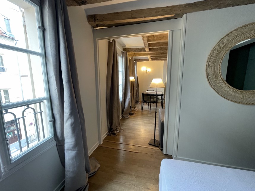 MEUBLÉ – 1 chambre – 92 Neuilly sur Seine – 40 m2 – Rue Paul Chatrousse (Pont de Neuilly) – 2ème étage ascenseur – Loyer charges comprises : 1.600 €