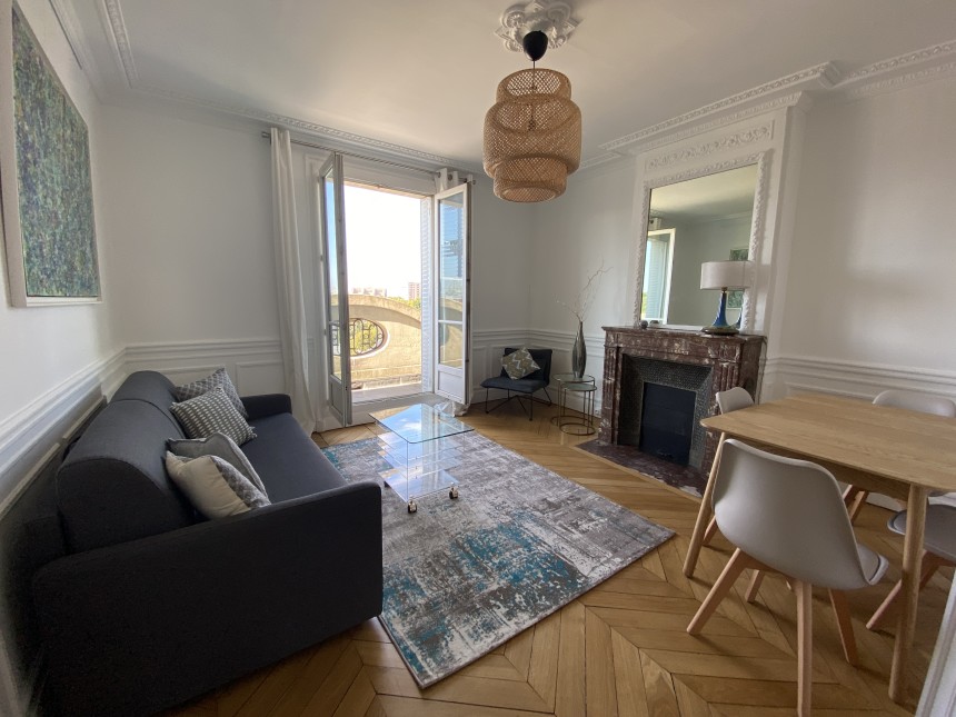 MEUBLÉ – 2 chambres – 70 m2 – Paris 17ème – Bld Bessières/Porte de Clichy – 6e étage ascenseur – Loyer cc : 2.400 €