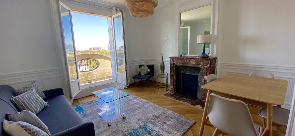 MEUBLÉ – 2 chambres – 70 m2 – Paris 17ème – Bld Bessières/Porte de Clichy – 6e étage ascenseur – Loyer cc : 2.400 €