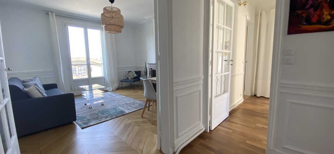 MEUBLÉ – 2 chambres – 70 m2 – Paris 17ème – Bld Bessières/Porte de Clichy – 6e étage ascenseur – Loyer cc : 2.400 €