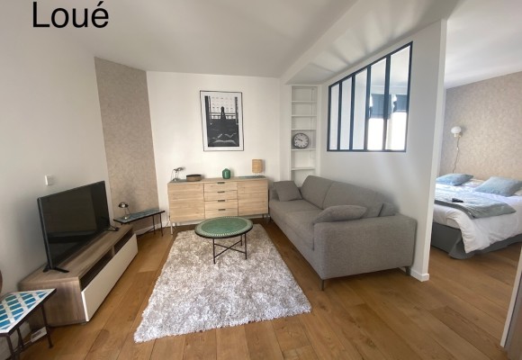 MEUBLÉ – 1 chambre – Paris 1er – Marché St Honoré – 35,5 m2 – 4ème étage avec ascenseur sur cour – loyer cc : 1.700 €