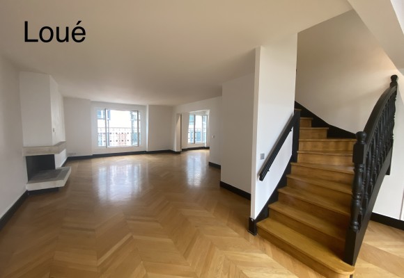 VIDE –  DUPLEX  avec 3 chambres – Paris 8e (limite 17e) – Parc Monceau – Rue Lisbonne – 134 m2 – Duplex 5e et 6e étage asc – Loyer cc : 4.185,00 euros (parking compris)