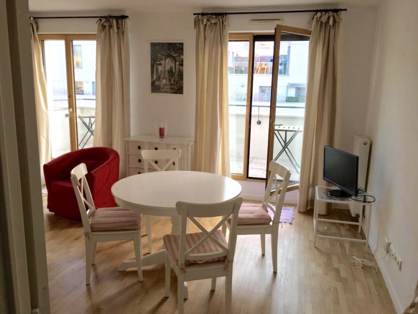 MEUBLÉ – 2 chambres – Boulogne (92) – Rue Marcel Bontemps – 65 m2 + Terrasse 10 m2 – 6e étage ascenseur – Parking en sous-sol –  Loyer cc : 2.300 €