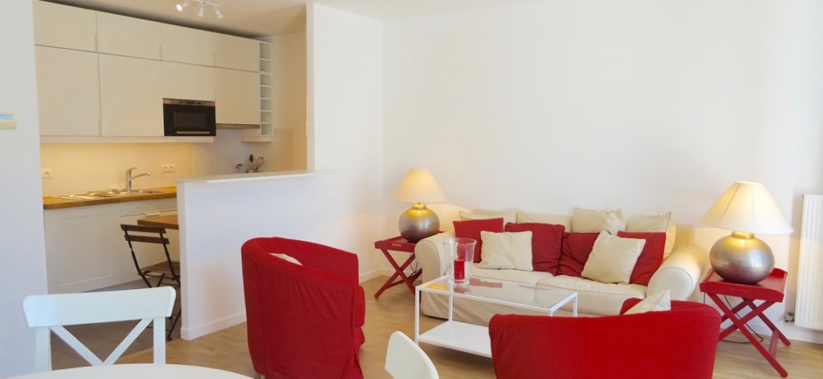MEUBLÉ – 2 chambres – Boulogne (92) – Rue Marcel Bontemps – 65 m2 + Terrasse 10 m2 – 6e étage ascenseur – Parking en sous-sol –  Loyer cc : 2.300 €