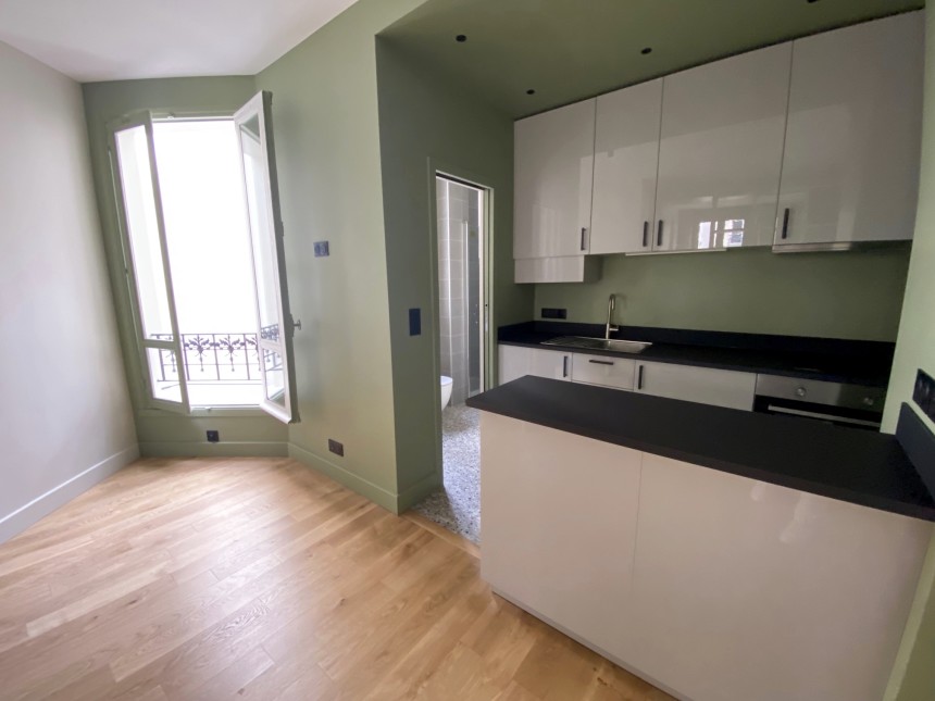 MEUBLÉ – 1 chambre – MARAIS – Paris 3ème  – Rue de Montmorency – 35 m2 – 2e étage sans ascenseur – Loyer charges comprises : 1.800 €