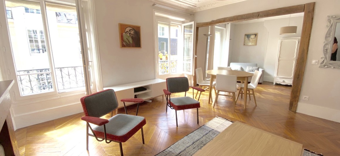 MEUBLÉ – 2 ch + bureau – 90 m2 – Paris 17ème – Rue Labie – 4e étage ascenseur – Metro : Ternes – Argentine – Loyer cc : 2.710 euros cc