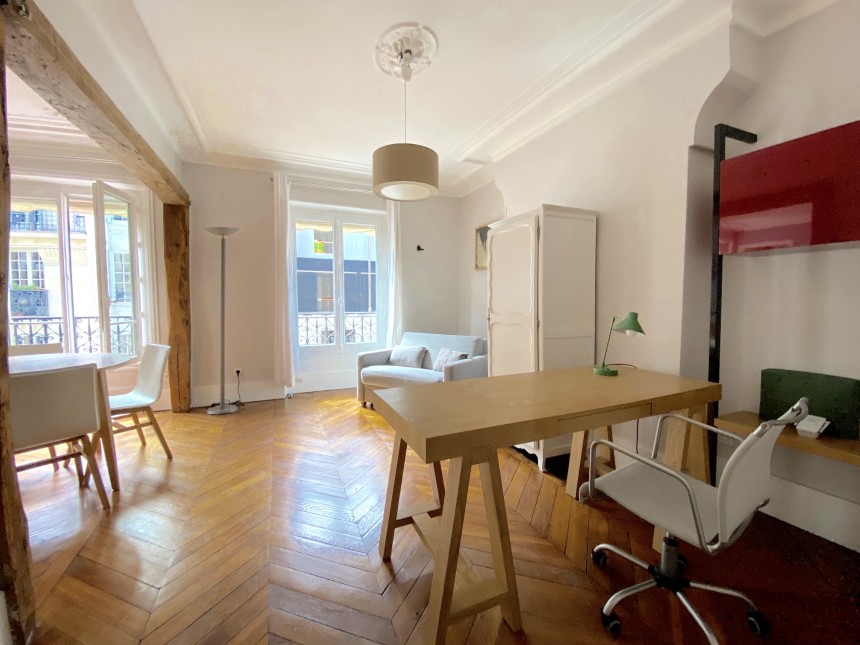 MEUBLÉ – 2 ch + bureau – 90 m2 – Paris 17ème – Rue Labie – 4e étage ascenseur – Metro : Ternes – Argentine – Loyer cc : 2.710 euros cc