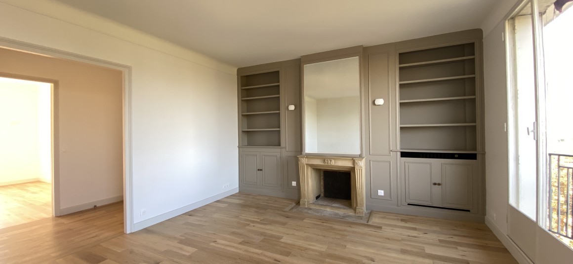 VIDE – 3 ch – 111 m2 – Paris 16e – Village Auteuil – Ave Marechal Lyautey – Balcon – 4e étage ascenseur – Loyer cc : 3.750 €