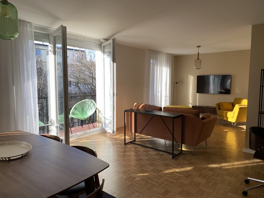 MEUBLÉ – 2 chambres – Paris 16e – Bld de Montmorency – 88 m2 + Balcon 4 m2 – 4e étage avec ascenseur – Loyer cc : 2.950 euros (chauffage et eau chaude collectifs)