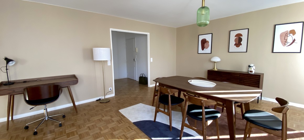 MEUBLÉ – 2 chambres – Paris 16e – Bld de Montmorency – 88 m2 + Balcon 4 m2 – 4e étage avec ascenseur – Loyer cc : 2.950 euros (chauffage et eau chaude collectifs)