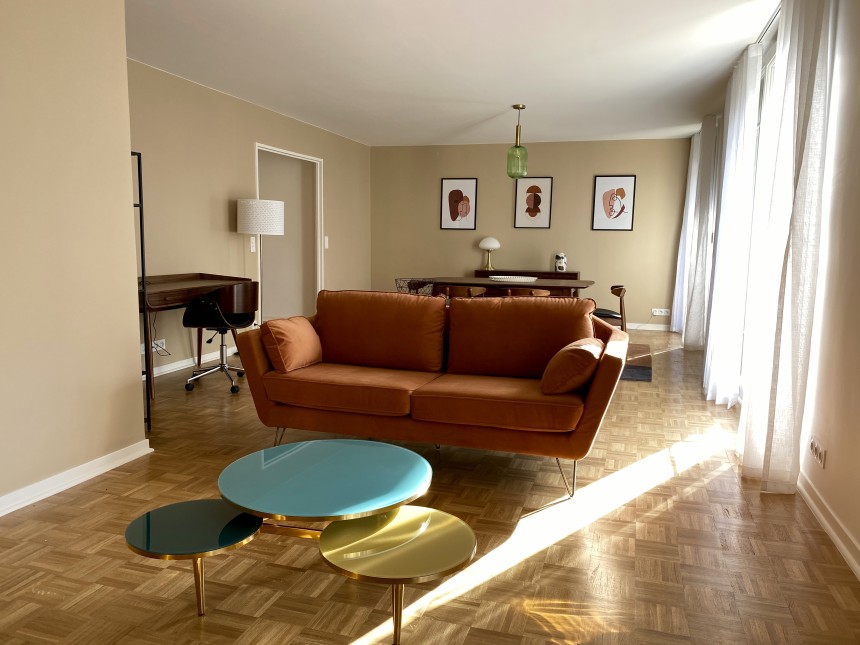 MEUBLÉ – 2 chambres – Paris 16e – Bld de Montmorency – 88 m2 + Balcon 4 m2 – 4e étage avec ascenseur – Loyer cc : 2.950 euros (chauffage et eau chaude collectifs)