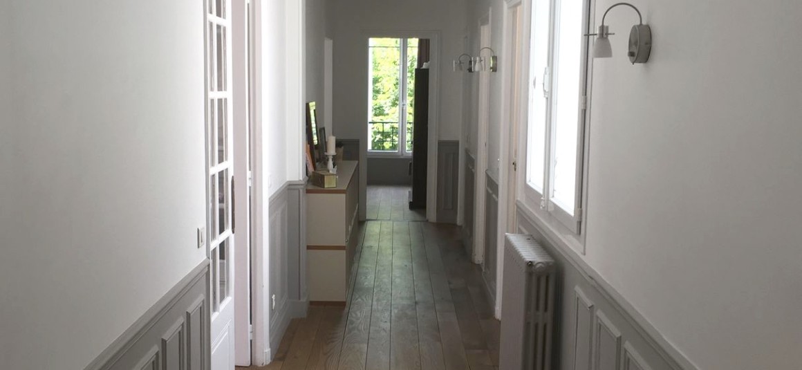 MEUBLÉ – 4 chambres – 142 m2 – 92 Neuilly sur Seine – Rue Perronet – Métro : Pont de Neuilly – 3e étage sans ascenseur – Loyer charges comprises : 4.254 euros