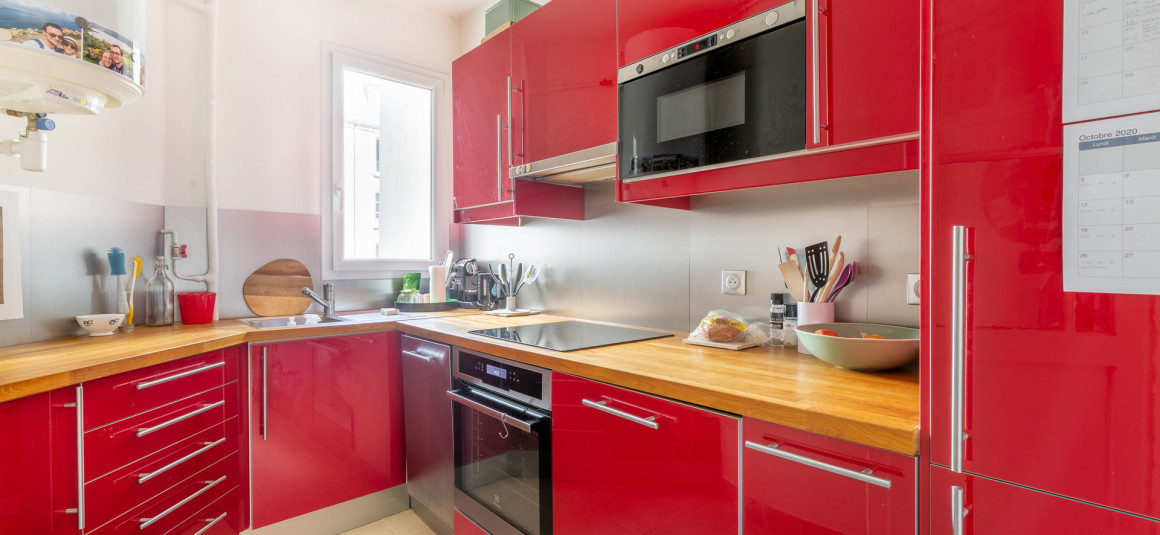 MEUBLÉ – 1 chambre – 3 pièces – Paris 17ème – 58 m2 – Coeur Village Batignolles – Rue Legendre – 3e étage avec ascenseur – Loyer charges comprises : 2.250 euros