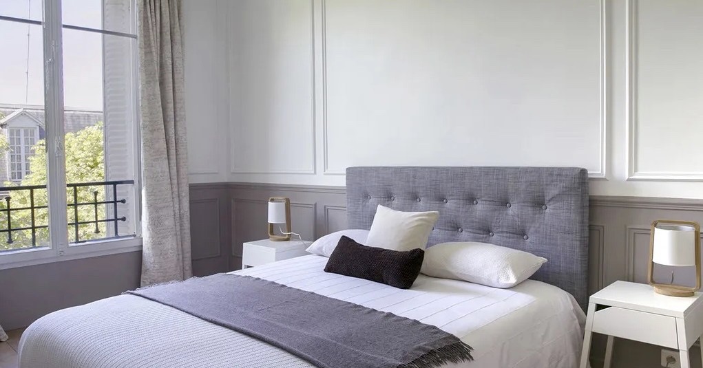 MEUBLÉ – 4 chambres – 142 m2 – 92 Neuilly sur Seine – Rue Perronet – Métro : Pont de Neuilly – 3e étage sans ascenseur – Loyer charges comprises : 4.254 euros