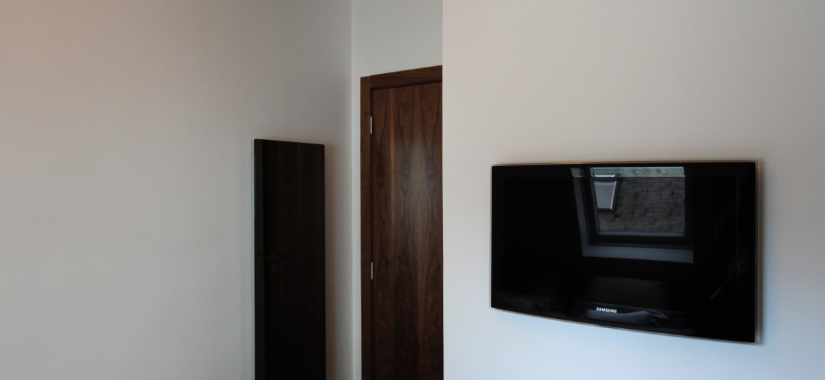 MEUBLÉ – 1 chambre –  Paris 17ème – 37 m2 au sol – Avenue de Wagram – Ternes – 6ème étage avec ascenseur – Loyer cc : 1.820 € Internet inclus
