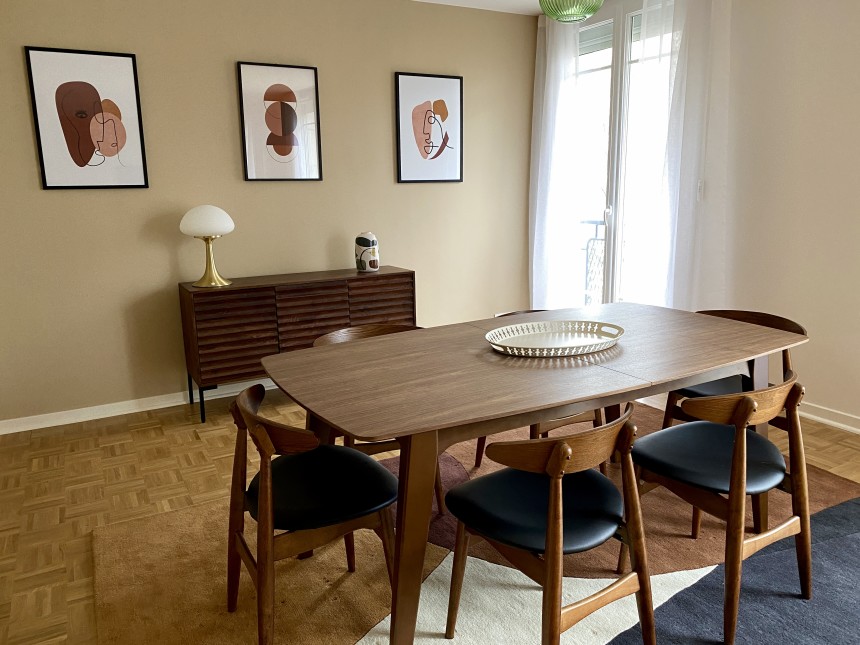 MEUBLÉ – 2 chambres – Paris 16e – Bld de Montmorency – 88 m2 + Balcon 4 m2 – 4e étage avec ascenseur – Loyer cc : 2.950 euros (chauffage et eau chaude collectifs)