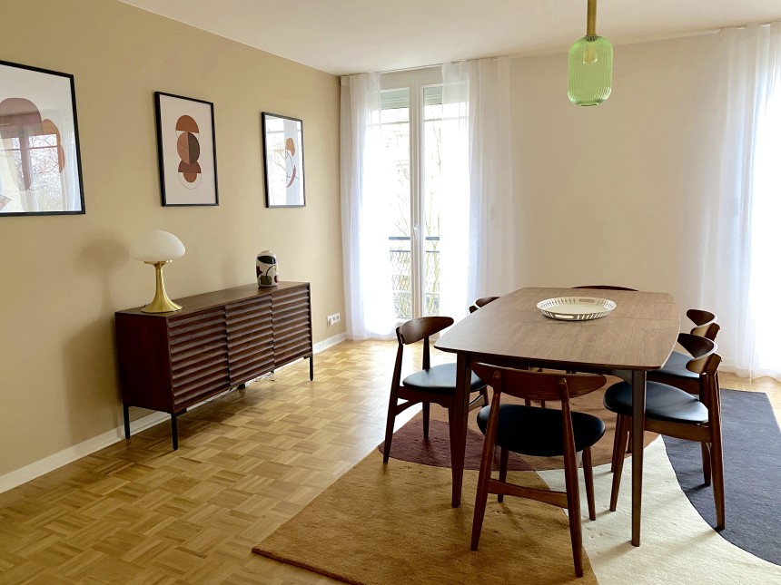 MEUBLÉ – 2 chambres – Paris 16e – Bld de Montmorency – 88 m2 + Balcon 4 m2 – 4e étage avec ascenseur – Loyer cc : 2.950 euros (chauffage et eau chaude collectifs)