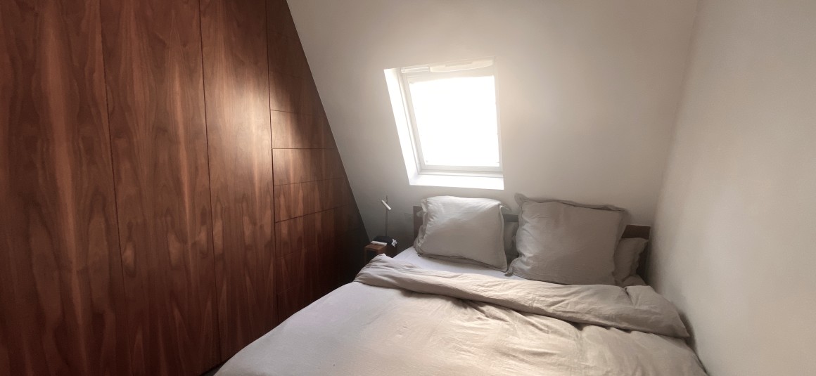 MEUBLÉ – 1 chambre –  Paris 17ème – 37 m2 au sol – Avenue de Wagram – Ternes – 6ème étage avec ascenseur – Loyer cc : 1.820 € Internet inclus