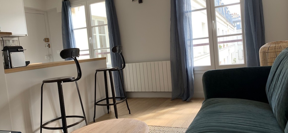 MEUBLÉ – 1 chambre – 37 m2 – Paris 6e – Rue Cherche Midi – 4ème étage sans ascenseur – Loyer cc : 1.600 euros