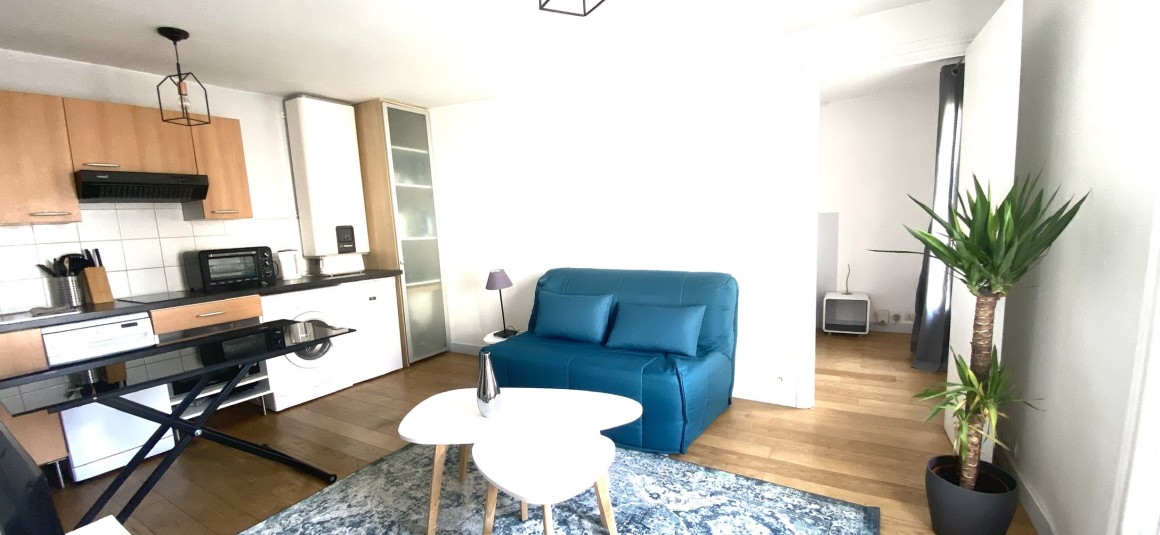 MEUBLÉ – 1 chambre – 32,2 m2 – Paris 9e – Rue J B Pigalle – 5ème étage ascenseur – Loyer cc : 1.320 €