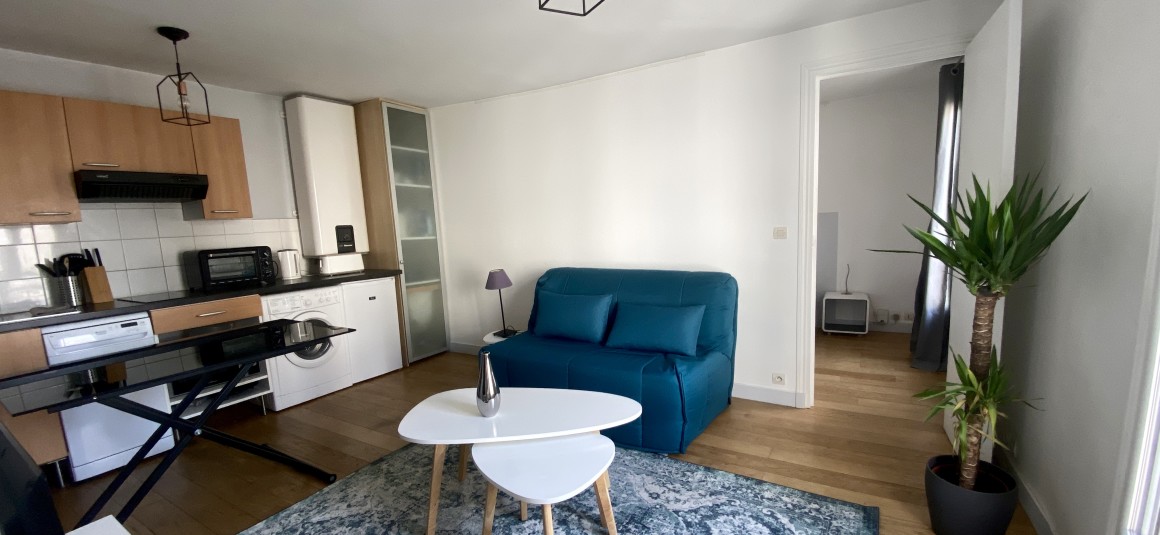 MEUBLÉ – 1 chambre – 32,2 m2 – Paris 9e – Rue J B Pigalle – 5ème étage ascenseur – Loyer cc : 1.320 €