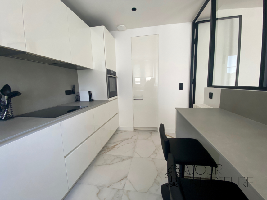 MEUBLÉ – EXCEPTIONNEL – 1ère LOCATION – RÉFECTION HAUT DE GAMME – 2 chambres – 98 m2 – Paris 6ème – Jardin du Luxembourg – Rue Boissonade – 3ème étage ascenseur – Loyer charges comprises : 4.300 euros (chauffage et eau chaude centrals inclus et Internet inclus)