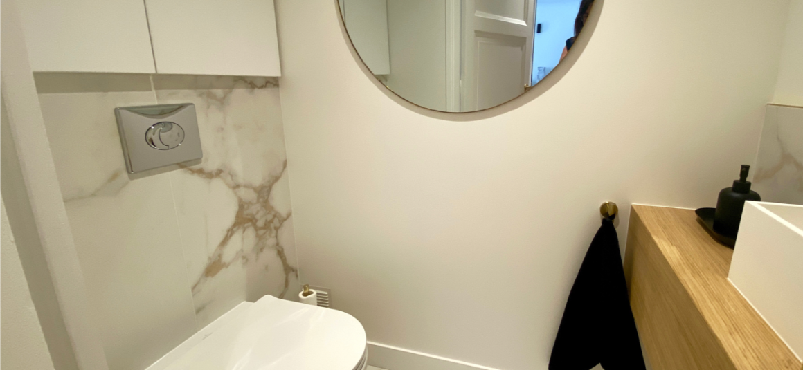 MEUBLÉ – EXCEPTIONNEL – 1ère LOCATION – RÉFECTION HAUT DE GAMME – 2 chambres – 98 m2 – Paris 6ème – Jardin du Luxembourg – Rue Boissonade – 3ème étage ascenseur – Loyer charges comprises : 4.300 euros (chauffage et eau chaude centrals inclus et Internet inclus)