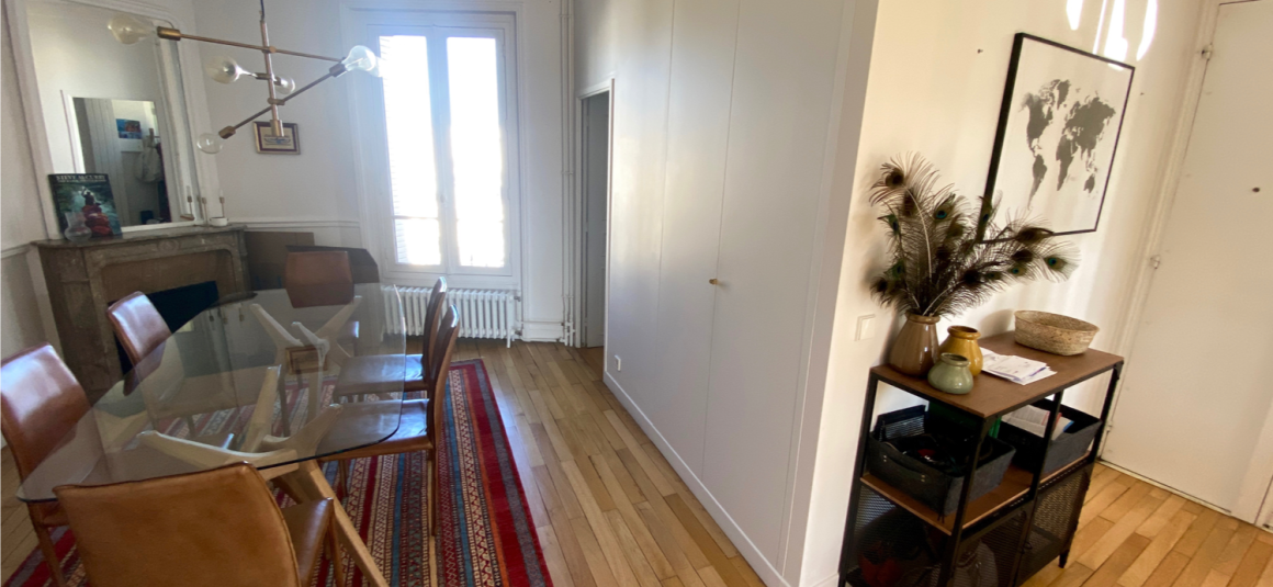 MEUBLÉ – Refait neuf standing – 3 chambres – PARIS 17ème – PONCELET/TERNES – 120 m2 au sol (96 m2 carrez) – Duplex en dernier étage (6e et 7e étage) avec ascenseur – Balcon  – Loyer charges comprises : 4.025 euros