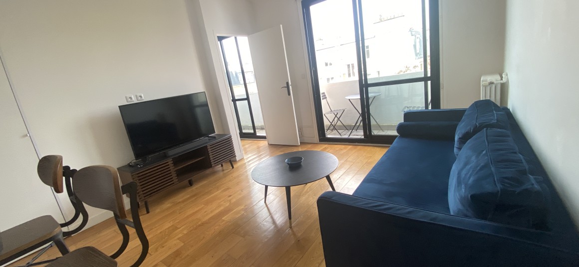 MEUBLÉ – 1 chambre – 35,57 m2 – Neuilly sur Seine – Rue Perronet – 6e étage avec ascenseur – Loyer charges comprises : 1.580 € (chauffage central)
