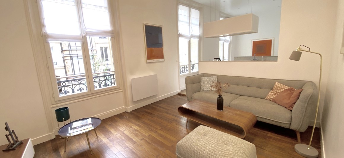 MEUBLÉ – 3 chambres (2 chambres + 1 bureau / chambre d’amis) – 77 m2 – Avenue Foch / Bld Flandrin / Porte Dauphine –  Paris 16ème – 1er étage ascenseur –  Loyer charges comprises : 3.100 €