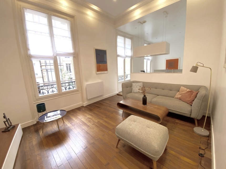 MEUBLÉ – 3 chambres (2 chambres + 1 bureau / chambre d’amis) – 77 m2 – Avenue Foch / Bld Flandrin / Porte Dauphine –  Paris 16ème – 1er étage ascenseur –  Loyer charges comprises : 3.100 €