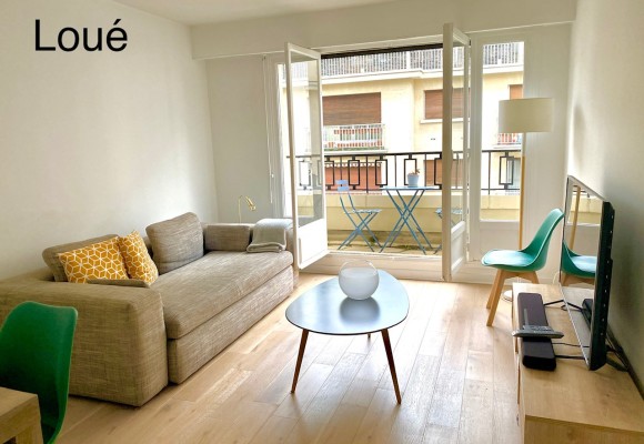 MEUBLÉ – 1 chambre – Neuilly s/Seine (limite 17e) – 50 m2 – Place Parmentier – 4ème étage avec ascenseur + Balcon – Loyer charges comprises  : 1.950 euros (chauffage et eau chaude centrals)