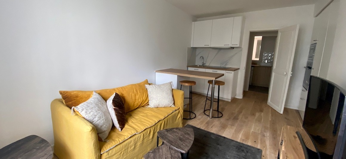 MEUBLÉ – 1 chambre – Neuilly (92) – Rue Longchamps – 35,4 m2 – 1er étage – Loyer charges comprises : 1.550 euros