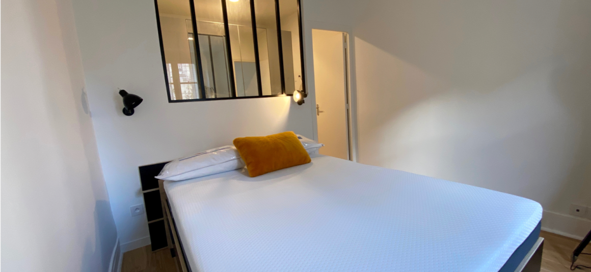 MEUBLÉ – 1 chambre – Neuilly (92) – Rue Longchamps – 35,4 m2 – 1er étage – Loyer charges comprises : 1.550 euros