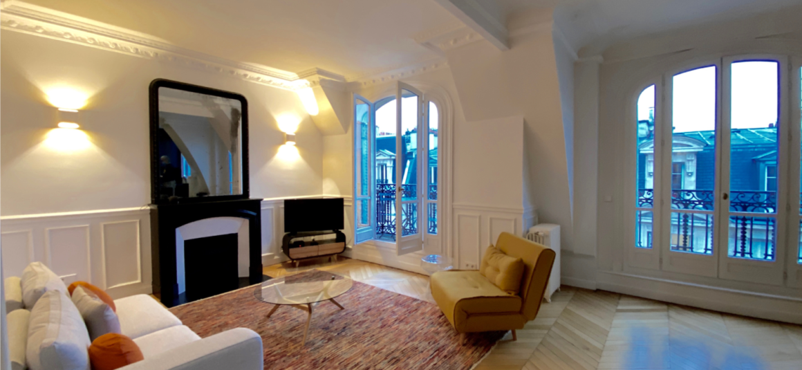 MEUBLÉ – Refait neuf standing – 3 chambres – PARIS 17ème – PONCELET/TERNES – 120 m2 au sol (96 m2 carrez) – Duplex en dernier étage (6e et 7e étage) avec ascenseur – Balcon  – Loyer charges comprises : 4.025 euros