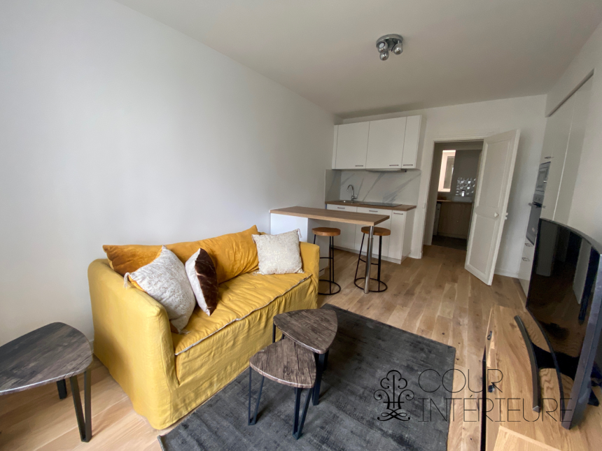 MEUBLÉ – 1 chambre – Neuilly (92) – Rue Longchamps – 35,4 m2 – 1er étage – Loyer charges comprises : 1.550 euros