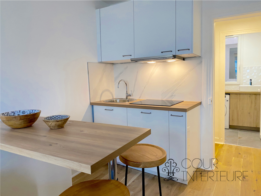 MEUBLÉ – 1 chambre – Neuilly (92) – Rue Longchamps – 35,4 m2 – 1er étage – Loyer charges comprises : 1.550 euros