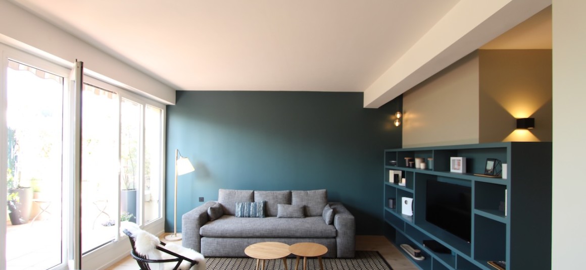 MEUBLÉ – 1 chambre – 55 m2 + Grande terrasse 21 m2 – Paris 17ème – Rue des Ternes – 6ème étage ascenseur – Loyer charges comprises : 2.790 € (chauffage et eau chaude compris et internet compris) – Possibilité parking en sus