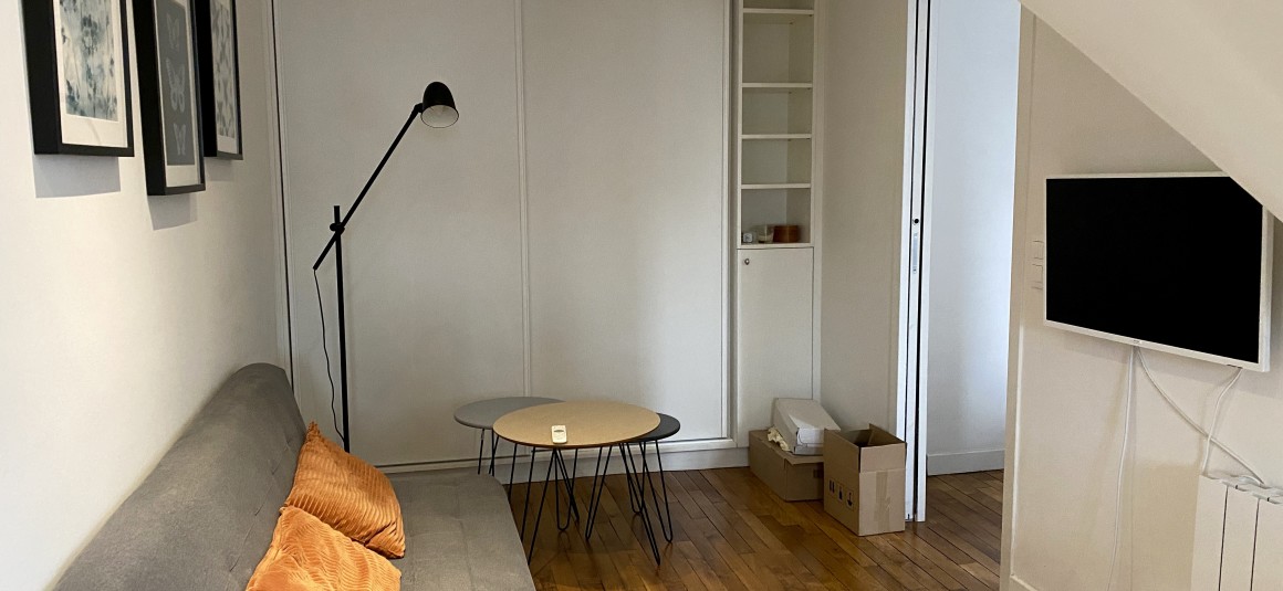 MEUBLÉ – 1 chambre – Paris 17e – Pereire – rue Prony – 33 m2 au sol – 7e et dernier étage avec ascenseur  – Loyer charges comprises : 1.350 €