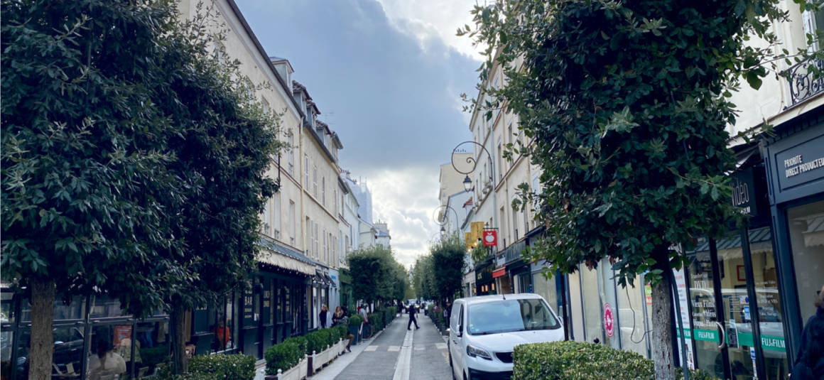 MEUBLÉ – 1 chambre – Neuilly (92) – Rue Longchamps – 35,4 m2 – 1er étage – Loyer charges comprises : 1.550 euros