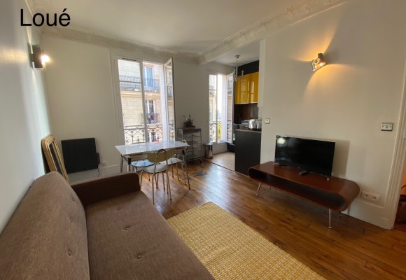 MEUBLÉ – 1 chambre – 35,1 m2 – Lamarck – Rue Simon Dereure – Paris 18ème – 4ème étage ascenseur – Loyer charges comprises : 1.400 € (Internet en sus)