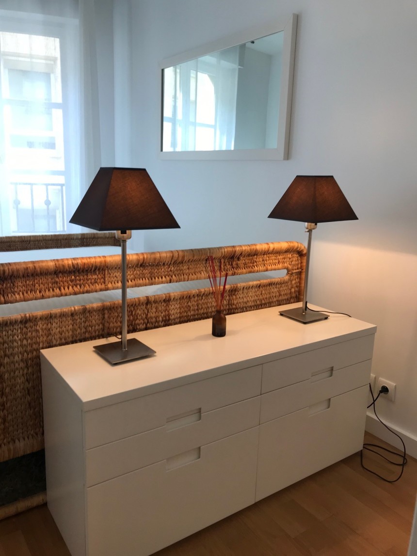 MEUBLÉ – 1 chambre – Paris 1er – Rue Hérold – 58 m2 – 2ème étage avec ascenseur – Loyer charges comprises : 2.250 €