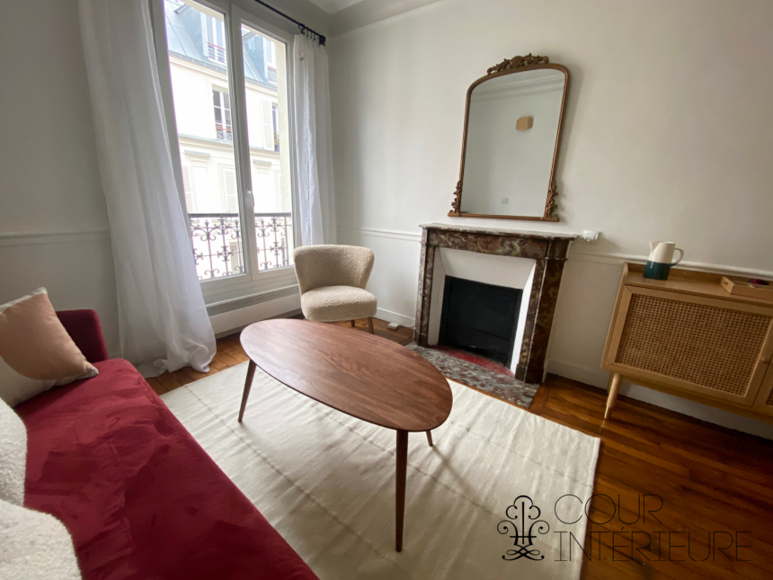 MEUBLÉ – 1 chambre – Paris 17ème – Batignolles – Rue Clairaut – 35 m2 – 4ème étage sans ascenseur – Loyer charges comprises : 1.400 euros