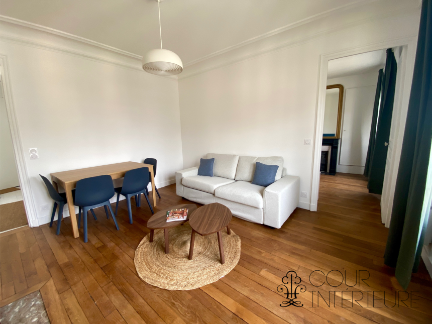 MEUBLÉ – 1 chambre – 39 m2 – Paris 17ème – Villiers / Malesherbes – Rue Jouffroy d’Abbas – 6ème et dernier étage avec ascenseur – Loyer charges comprises : 1.550 euros