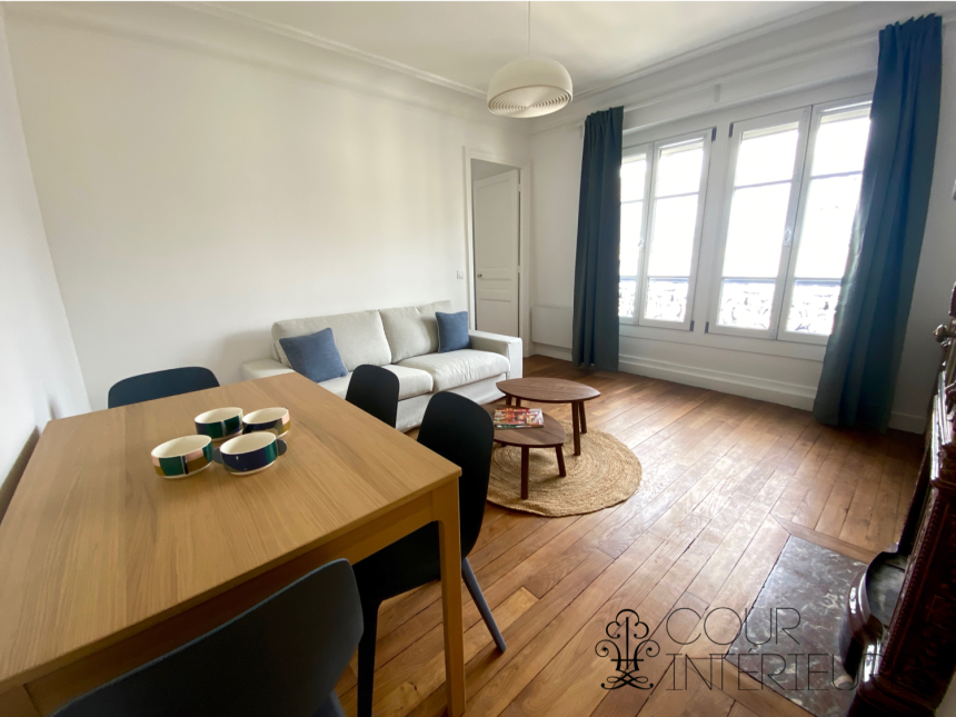 MEUBLÉ – 1 chambre – 39 m2 – Paris 17ème – Villiers / Malesherbes – Rue Jouffroy d’Abbas – 6ème et dernier étage avec ascenseur – Loyer charges comprises : 1.550 euros