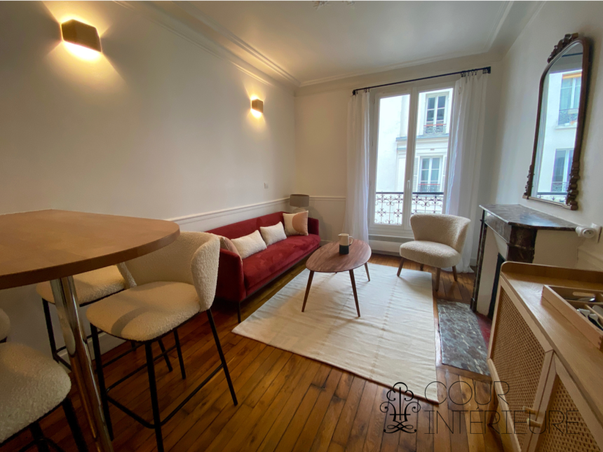 MEUBLÉ – 1 chambre – Paris 17ème – Batignolles – Rue Clairaut – 35 m2 – 4ème étage sans ascenseur – Loyer charges comprises : 1.400 euros